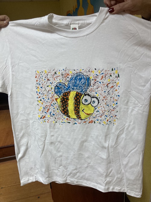 Taller de pintura sobre camisetas - 1